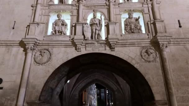Міські Ворота Арко Санта Марія Вночі Бургосі Кастилія Леон Іспанія — стокове відео