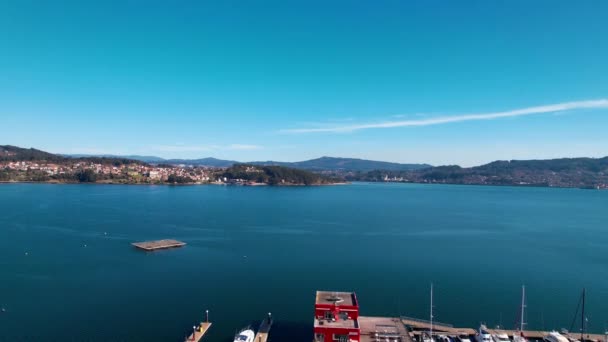 コンバロの空中ビュー ポンテベドラの美しい海岸沿いの村 ガリシア スペイン 高品質4K映像 — ストック動画
