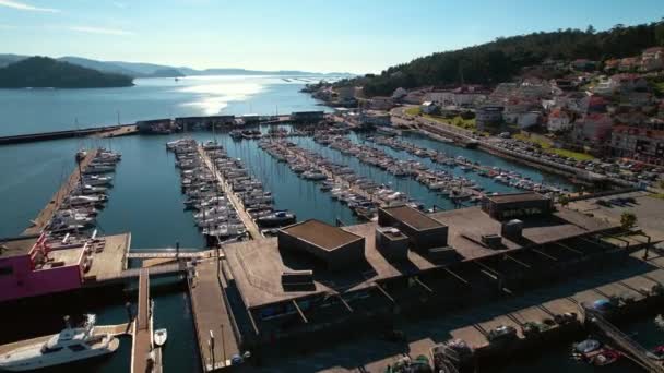 コンバロの空中ビュー ポンテベドラの美しい海岸沿いの村 ガリシア スペイン 高品質4K映像 — ストック動画