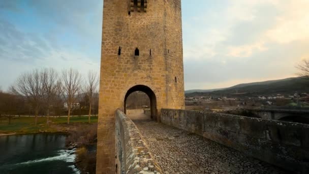 Средневековый Мост Фриас Бургосе Кастилия Леон Испания Высококачественные Кадры — стоковое видео