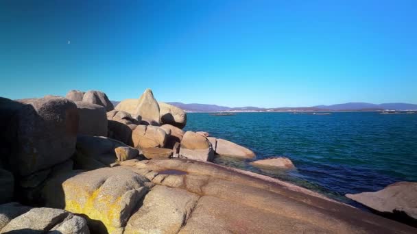 Rochas Baía Ilha Arosa Galiza Espanha Imagens Alta Qualidade — Vídeo de Stock