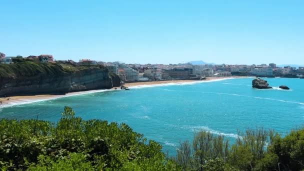 Die Malerische Landschaft Des Strandes Und Der Küste Von Biarritz — Stockvideo