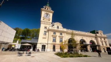 Bayonne, Fransa, 19 Nisan 2023: Bayonne SNCF Atlantikteki tren istasyonu. Yüksek kalite 4k görüntü