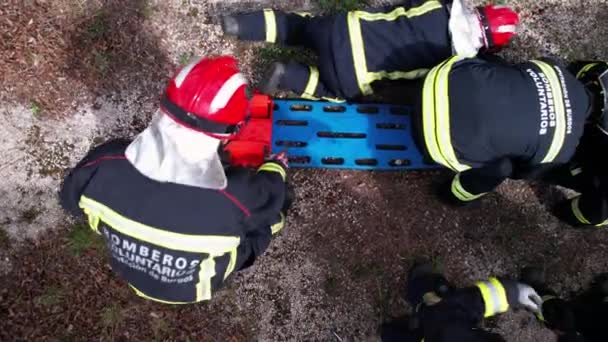 Burgos Hiszpania Kwietnia 2023 Grupa Ochotniczej Straży Pożarnej Szkoleniu Pomocą — Wideo stockowe