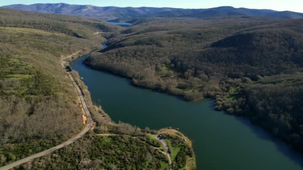 Vue Aérienne Lac Uzquiza Dans Province Burgos Castille Léon Espagne Séquence Vidéo Libre De Droits