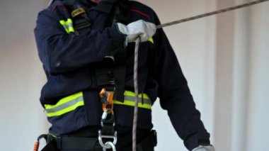 Burgos, İspanya - 12 Mart 2023: itfaiyecilerin eğitimi ve eğitimi. Yüksek kalite 4k görüntü