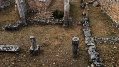 Burgos, Kastilya ve Leon 'daki eski Roma kolonisi Clunia Sulpicia' nın kalıntıları. Yüksek kalite 4k görüntü