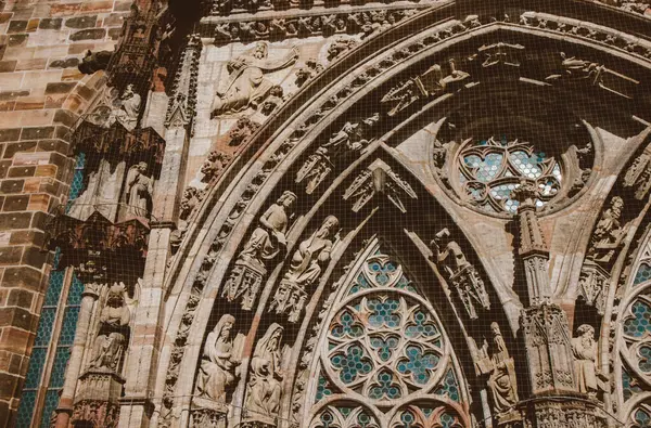 Almanya 'nın Nuremberg kentindeki eski mimari bina. Şehir manzarası