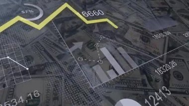 Dinamik sayılar ve dolar banknotlarının arka planında sarı çizgi şeması ve çeşitli grafikler. 4 bin. 3d hazırlayıcı. 