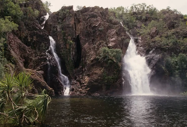 Wangi Falls Segmentert Foss Ved Wangi Creek Litchfield Nasjonalpark Nordterritoriet – stockfoto
