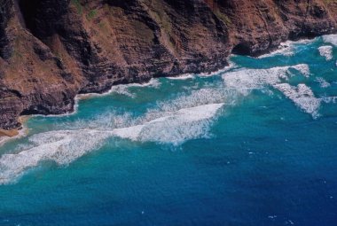 Kauai Hawaiian, Hawaii 'nin ana adaları arasında jeolojik olarak en eski ikinci adadır.