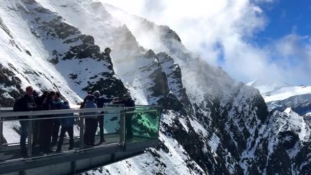 Vidéo Montrant Vue Spectaculaire Sur Les Montagnes Glorieuses Gipfelt 3000 — Video
