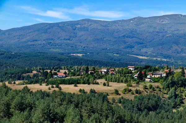 Scéna Podzimní Loukou Lesní Rezidenční Čtvrtí Bulharské Vesnice Planá Pohoří — Stock fotografie