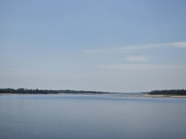 Baharda Ukrayna 'daki Dinyeper Sahili