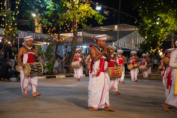 Κολόμπο Σρι Λάνκα Φεβρουαρίου 2023 Μια Μεγαλοπρεπής Εορταστική Πομπή Καλλιτεχνών — Φωτογραφία Αρχείου