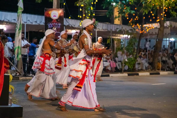 Κολόμπο Σρι Λάνκα Φεβρουαρίου 2023 Μια Μεγάλη Πομπή Καρναβαλιού Ντυμένους — Φωτογραφία Αρχείου