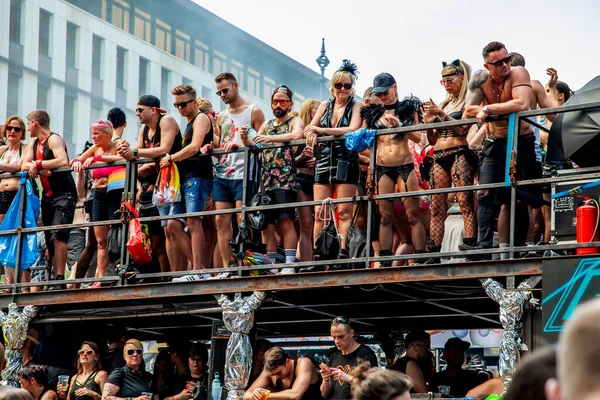 Berlin Niemcy Lipca 2019 Berliński Festiwal Pride Street Sprytnie Ubrani — Zdjęcie stockowe