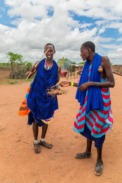 Diani Mombasa Octubre 2019 Africa Kenya Massai Hombre Con Mantas —  Fotos de Stock