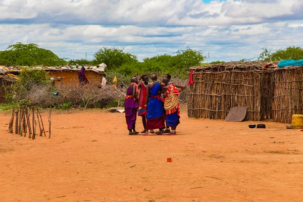 Диани Момбаса Октября 2019 Африка Кения Женщины Масаи Традиционной Одежде — стоковое фото