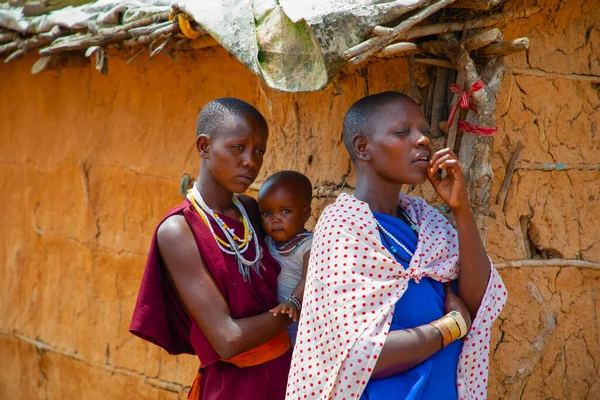 Kenya Africa Ottobre 2019 Donne Della Tribù Africana Maasai Abiti — Foto Stock