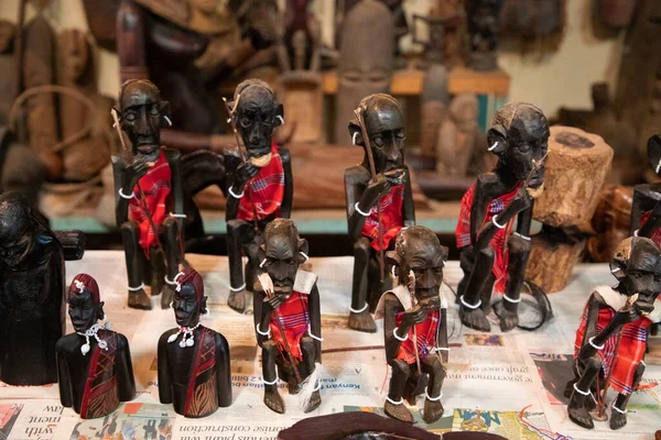 Kenya Africa Octubre 2019 Una Gran Exposición Máscaras Figuritas Africanas — Foto de Stock