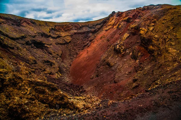 帝曼法亚国家公园火山全景壮观 兰萨罗特岛受欢迎的游客加那利群岛西班牙 艺术风格的照片旅行概念 — 图库照片