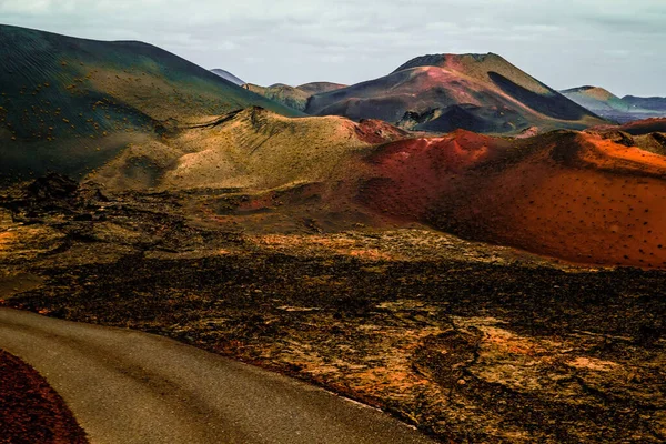 Incroyable Paysage Panoramique Volcan Dans Parc National Timanfaya Tourisme Populaire — Photo