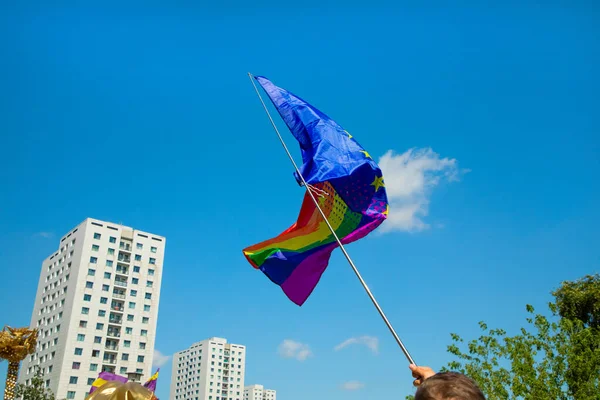 柏林德国 2023年6月24日 在柏林的马尔扎恩区举行了反对同性恋恐惧症的年度骄傲游行和人民团结游行 支持男女同性恋 双性恋和变性者以及不分性别的概念 — 图库照片