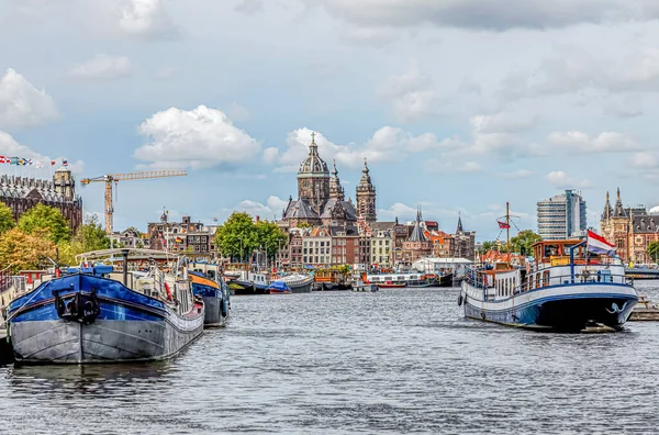 암스테르담 네덜란드 2018 Modern Amsterdam City Center Canals Bridge 과작은 — 스톡 사진