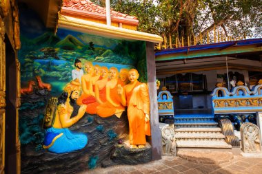 Beruwala,Sri Lanka. 02 Şubat 2023. Kande Viharaya Tapınağı, Beruwala, Sri Lanka 'daki devasa Buda Heykeli. avlu.