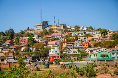 Antananarivo, Madagaskar 07 Ekim 2023 şehir manzarası, Tana, Madagaskar 'ın başkenti. Madagaskar 'ın fakir başkenti ve en büyük şehrinin insanları ve sokakları. Kötü huylu günlük hayat