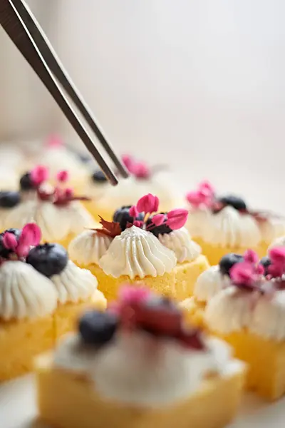 Mini Butter Cake Whipped Cream Selective Focu — Stock Photo, Image