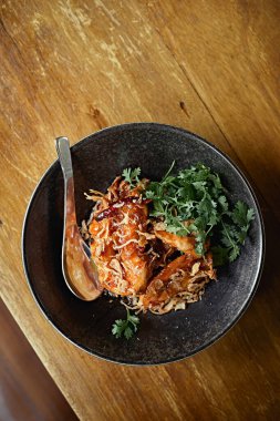 Tamarind soslu kızarmış karides, Popüler Thai foo