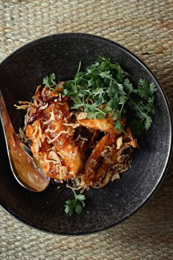 Tamarind soslu kızarmış karides, Popüler Thai foo