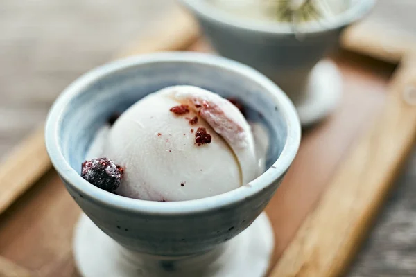 Gelato Fatto Casa Delizioso Yogurt Mirtillo Messa Fuoco Selettiva — Foto Stock