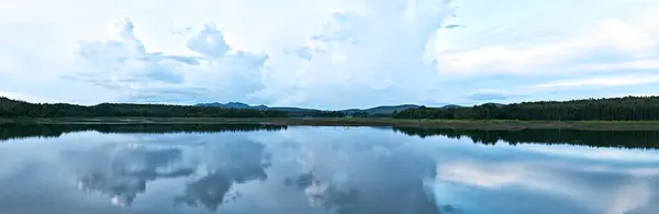 Τοπίο Άποψη Της Mae Puem Reservoir Εθνικό Πάρκο Στο Φαγιάο — Φωτογραφία Αρχείου