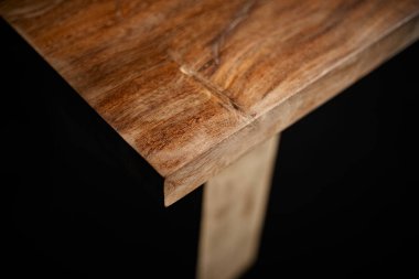 Ayrıntılı ahşap masayı kapat, seçici odak