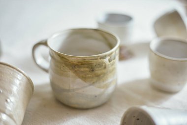 Tekstil seramik bardak, stüdyo ışığı.