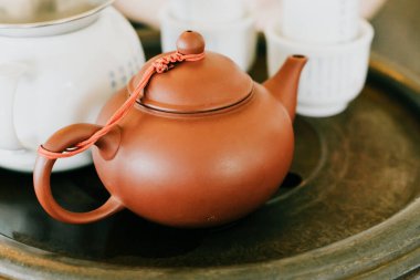 Çin çay fincanı seti. Sağlıklı içki yaşam tarzı.