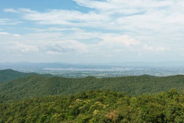 Dağ ve Kwan Phayao Gölü 'nün görüş açısı, Phayao Eyaleti, Tayland