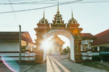 Tayland tapınağı (Wat San ma mao), Chiang Rai, Tayland