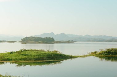 Kanchanaburi, Tayland 'daki Khao Laem Ulusal Parkı