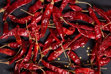 Kırsal bölgede kurutulmuş kırmızı biber.