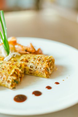 Pad thai ,Thai food ,Beautiful and tasty street food on a plate, exquisite dish, creative restaurant meal concept