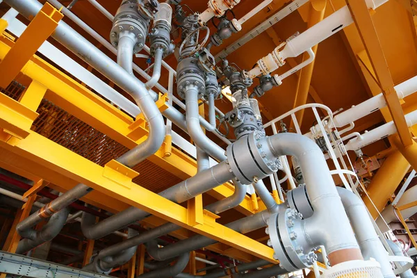 Manifold Line Oil Gas Production Which Controlled Program Technician Petroleum — Stock Photo, Image