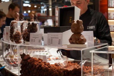 PARIS, FRANSA - 31 Ekim 2022: Paris Çikolata Fuarı 2022