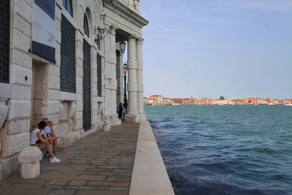 Venice Italië 2023 Inpoldering Van Ongeneeslijke Voorwerpen Fondamenta Zattere Saloni — Stockfoto