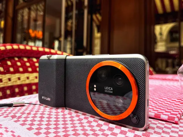stock image PARIS, FRANCE - July 17, 2024: Xiaomi cover case with camera control module for Xiaomi 14 Ultra Photography Kit
