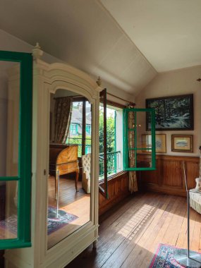 Vergi, FRANCE- 3 Eylül 2024: Claude Monet 'in Giverny' deki evi
