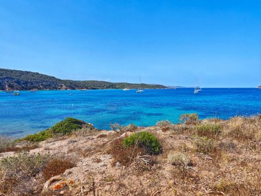 BONIFACIO, CORSICA - 24 Haziran 2025 Plajı - Maora Bonifacio, Korsika 'da yer almaktadır.